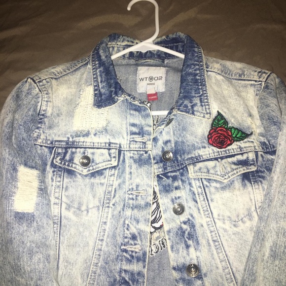 Dope jean jacket (my girlfriend’s) - Picture 3 of 5